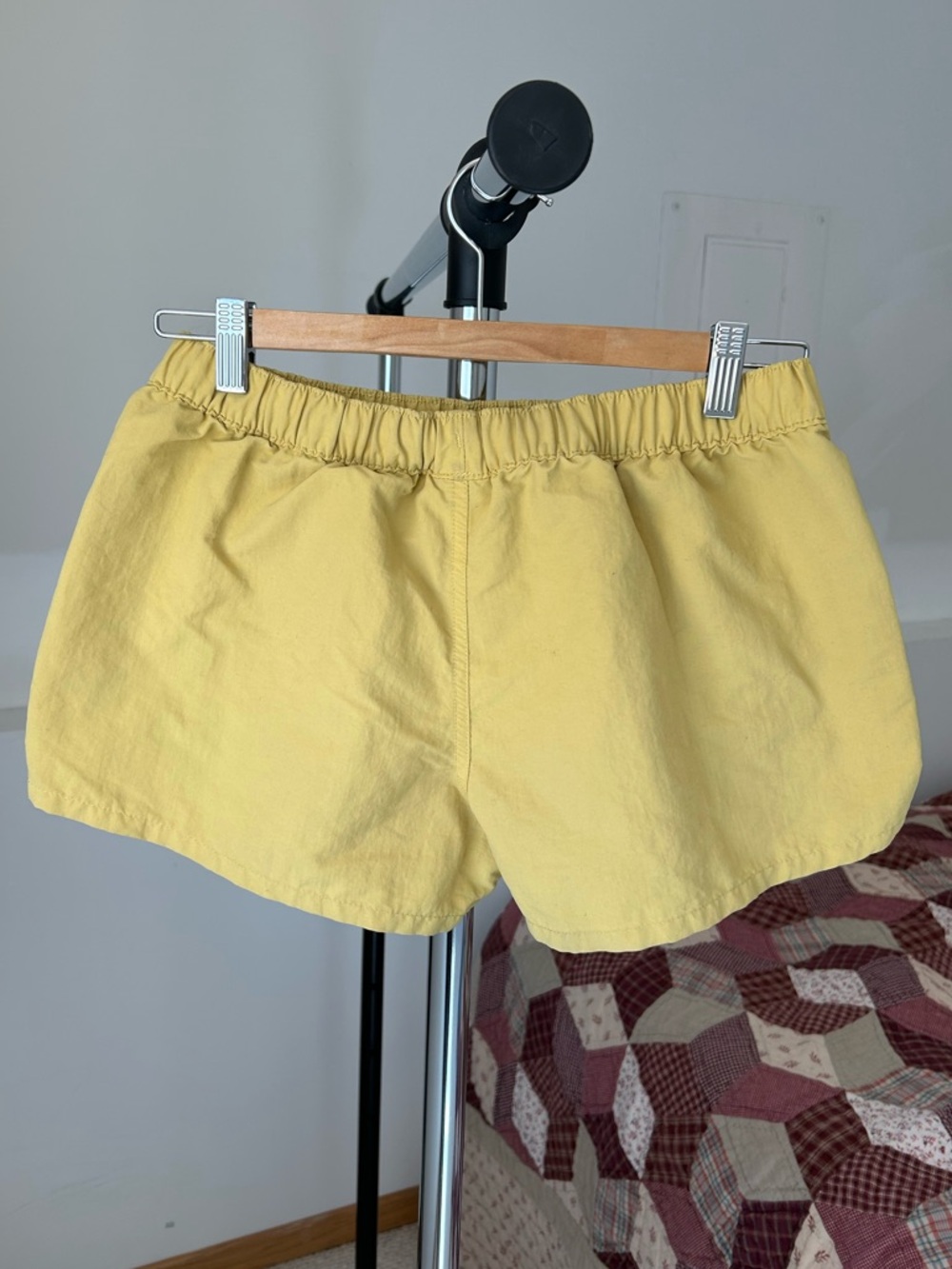 Patagonia Barely Baggies Shorts - Picture 2 of 10